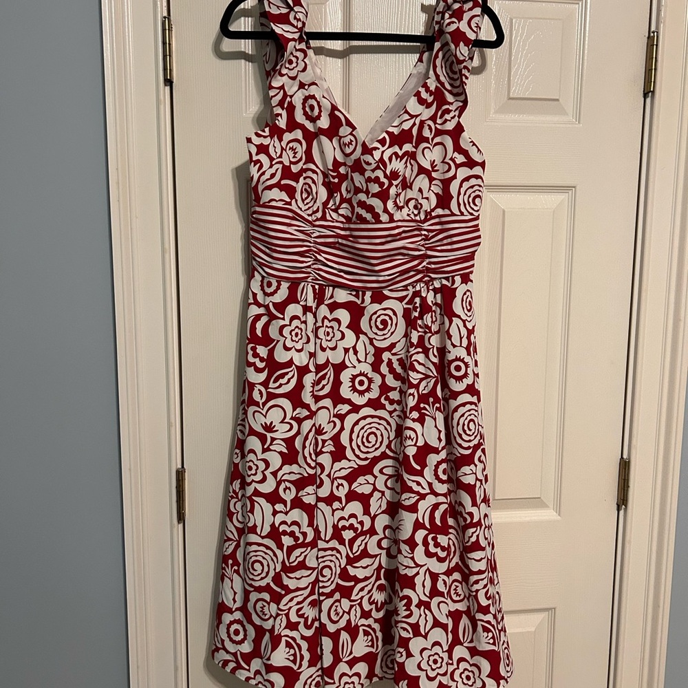 Chadwicks Red and White Ruched Sweetheart Midi Dress